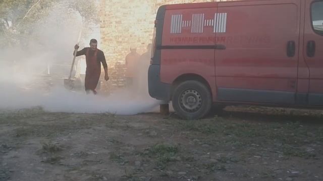 Opel vivaro 1.9 дым завеса смотреть онлайн