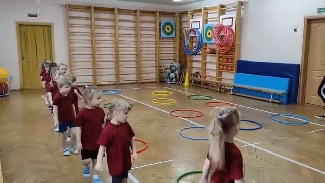"Физкультура - это класс! Все здоровые у нас!" смотреть онлайн