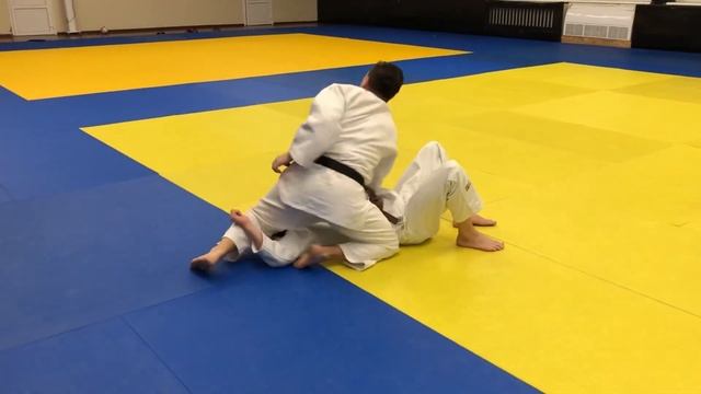 Judo Yoko-shiho-gatame / side control / уход от удержания поперёк смотреть онлайн