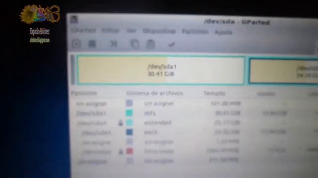 Intalación De Androidx86 ( Android 7.1 Nougat ) En Netbook - Preparación Del Disco Duro
