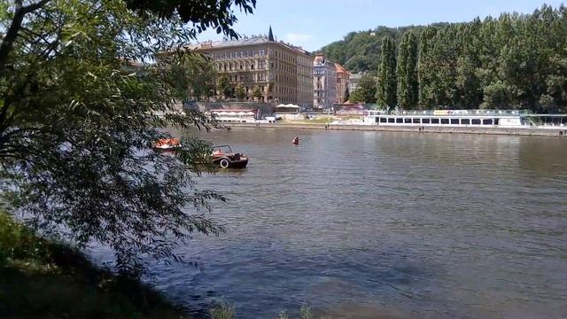 Остров Кампа. Прага смотреть онлайн