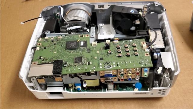BenQ HT1085ST DLP Video Projector Over Heating Repair смотреть онлайн