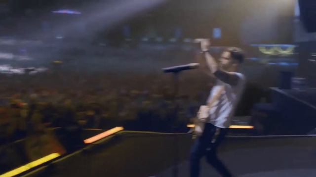 Guitar Hero Live - Official Reveal Trailer | PS4, PS3 смотреть онлайн