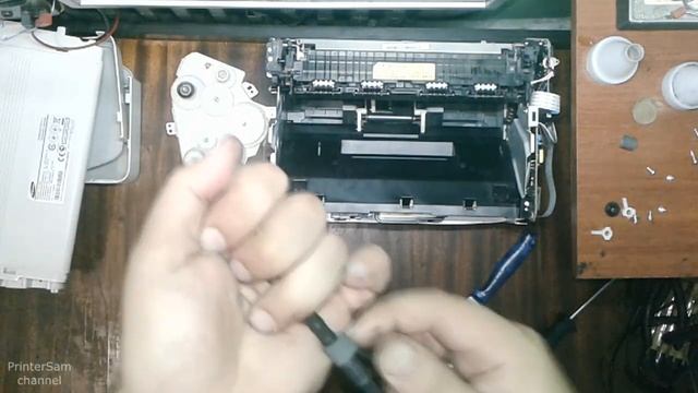 Принтер мнет бумагу, Samsung ml-2165/2160 "гармошит" бумагу на выходе смотреть онлайн