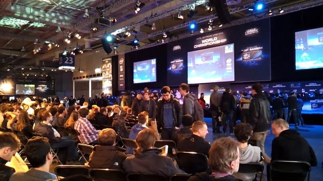 CeBIT 2012: Intel Extreme Masters, Halle 23 смотреть онлайн