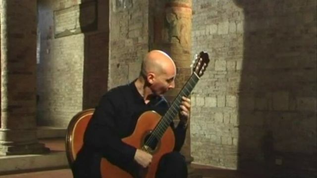 Sandro Torlontano (classical guitar) plays Maria by Francisco Tarrega смотреть онлайн