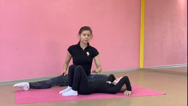 Художественная гимнастика для продолжающих: вводная тренировка смотреть онлайн