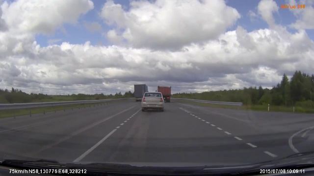 FILE4785 около д Бизино опасные манёвры смотреть онлайн