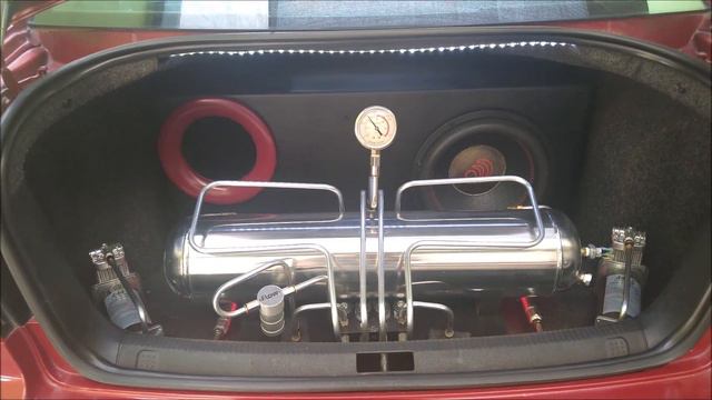 Diablo con SUBWOOFER Massive Audio TOROX, ¡Que vibren las ventanas! смотреть онлайн