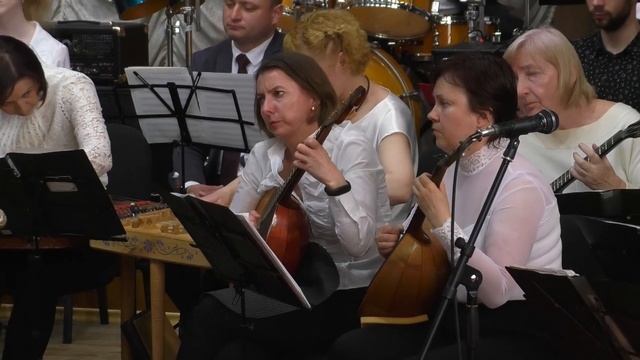 Концерт оркестра народных инструментов «Чароўная карусель» в Слуцке смотреть онлайн