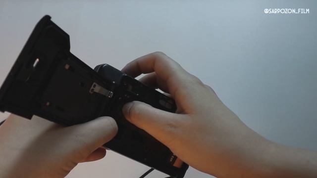 HOW TO LOAD A POINT AND SHOOT FILM CAMERA ft. Canon Autoboy Mini T / Sureshot TeleMax ? | sabpozon смотреть онлайн