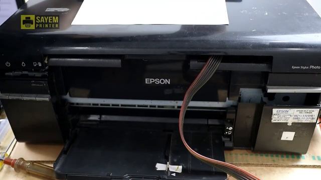 Epson L800 L805 T60 Hasil Cetak Bergaris I Sayem Printer смотреть онлайн