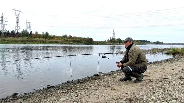 ЛОВЛЯ КРУПНОГО ЛЕЩА НА РЕКЕ ОСЕНЬЮ .РЫБАЛКА НИЖЕ ВОЛХОВСКОЙ ГЭС . ФИДЕР . В ПРИЛОВЕ СУДАК . смотреть онлайн