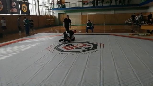 Наш первый турнир в Краснозерском районе по смешанным единоборствам. Новички пробуют свои силы