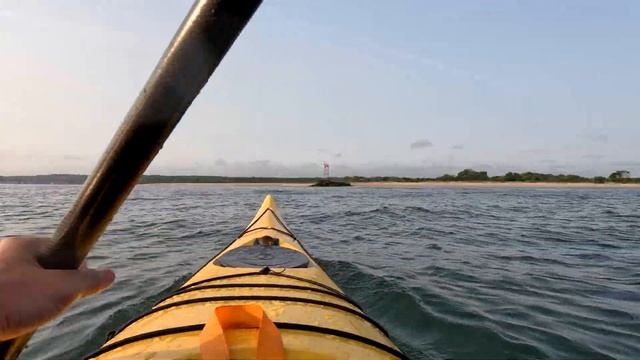 RAW Footage - Kayak in Port Jefferson inlet channel mini morning surf смотреть онлайн