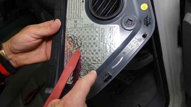 PORSCHE CAYENNE PSM TRACTION CONTROL FUSE LOCATION REPLACEMENT смотреть онлайн