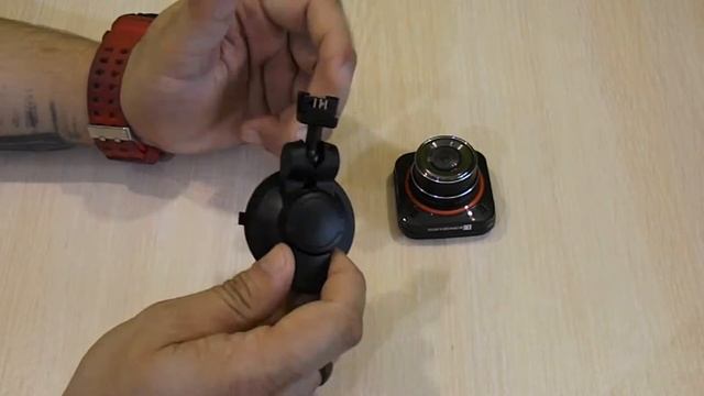 DIGMA FreeDrive 400 Бюджетная цена, компактные размеры, высокое качество видео смотреть онлайн