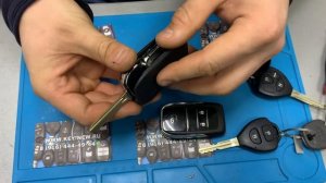 переделываем обычный ключ Toyota в выкидной Toyota Camry RAV4