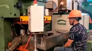 Автоматическая штамповочная линия производства гаек методом горячей штамповки