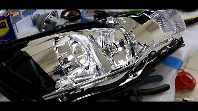 Mitsubishi Outlander Замена линз Hella 3R на СВЕТОДИОДНЫЕ линзы Lumisfera Far 3.0