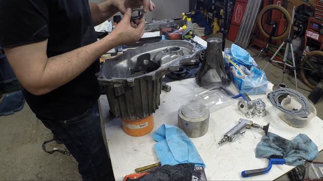 pt.3 How to full tear down and reassembly of a NP208 Transfer Case. 22 Steps смотреть онлайн