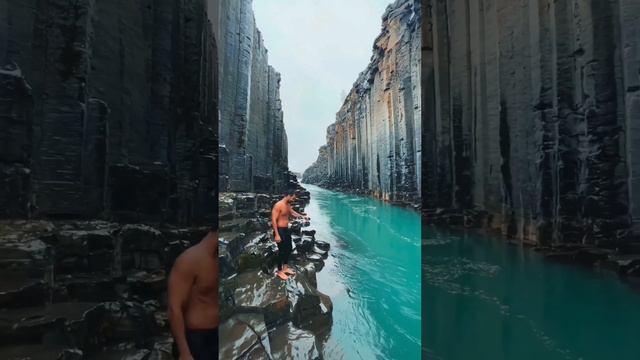 دره استود لاگیل در ایسلند ستون های سنگ بازالت #viral #science #زندگی #inviroment смотреть онлайн