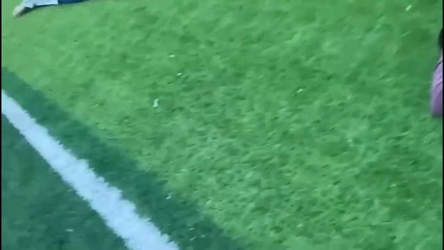 В Благовещенске мигранты прессанули местного 14го летнего русского подростка. Паренёк в этот же ден смотреть онлайн