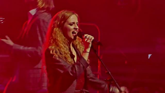Haloo Helsinki! - Joulun kanssas jaan - Hartwall Arena 2.12.2017 Helsinki смотреть онлайн
