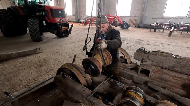 Сегодня Анатолич должен запустить двигатель! В помощь направленны знающие ребята!