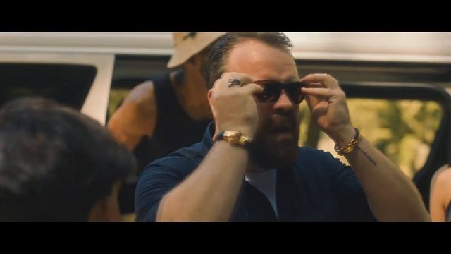 ESCAPING PARADISE Official Trailer (2023) смотреть онлайн
