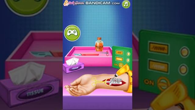 เกมส์ผ่าตัดรักษาแขนให้เบบี้เอลซ่า Baby Elsa Arm Surgery Game - Play Doctor Game For Girl смотреть онлайн