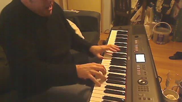 Jamming on Yamaha Piaggero NPV-80 смотреть онлайн