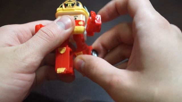 00375 inmagig.ru Robocar Roy, красный робот пожарная машина. смотреть онлайн