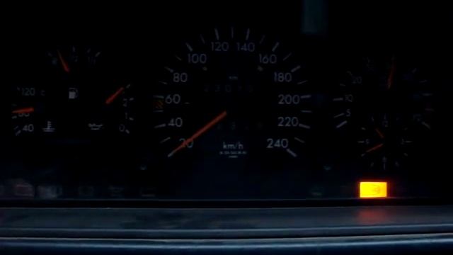 Mercedes E260 - сделали масляный насос смотреть онлайн
