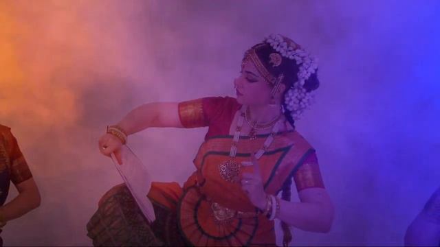 Калика-пурана. Глава десятая. Махадева испытывает желание и является Сати смотреть онлайн