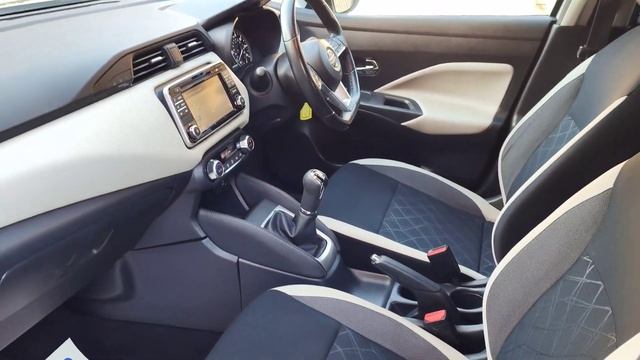 2017 Nissan Micra 0.9 IG-T N-Connecta Hatchback 5dr Petrol Manual Euro 6 (90 ps) смотреть онлайн