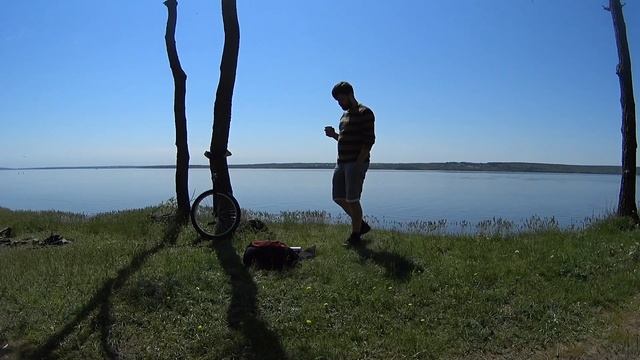Прогулка на уницикле. Unicycle meditation. Медитация на колесе. смотреть онлайн