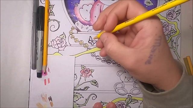 SNOWGLOBE Drawing Artwork Freestyle Collage. TeddyBear Roses Colored Pencil Paint Markers Time Laps смотреть онлайн