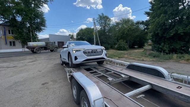 Доставили за 3 Месяца Audi Etron 2019 Prestige из США Клиенту из Магнитогорска смотреть онлайн