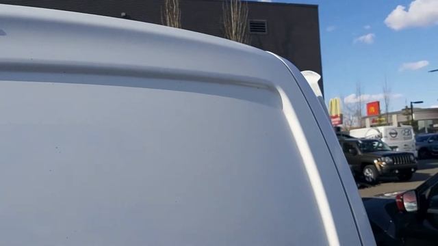 2017 Nissan NV 200 смотреть онлайн
