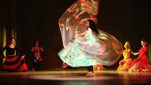 Сокровища Востока.Студия восточного танца "Ирис" смотреть онлайн