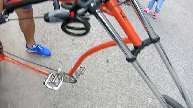 Chopper Bicycle in New Now смотреть онлайн