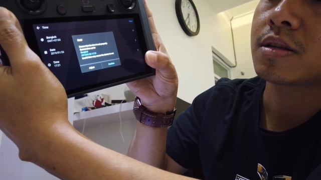 DJI Smart Controller - Unboxing & Connect To Mavic 2 Pro смотреть онлайн
