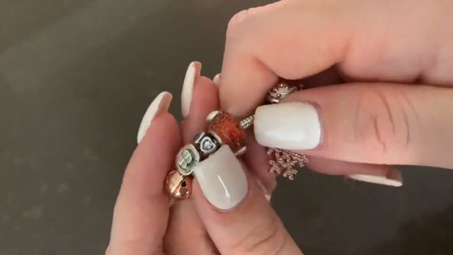 Vlogmas/Blogmas Day One: My Pandora Christmas Bracelet смотреть онлайн