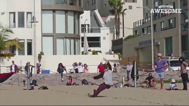 Трюки на слэклайне смотреть онлайн