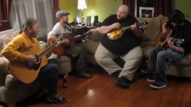 Losin' My Religion performed by the Misfit Musicians (alt. group) смотреть онлайн