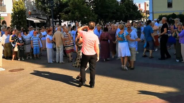 Давай Дадим Друг Другу Слово, Что Будем Вместе Навсегда! смотреть онлайн