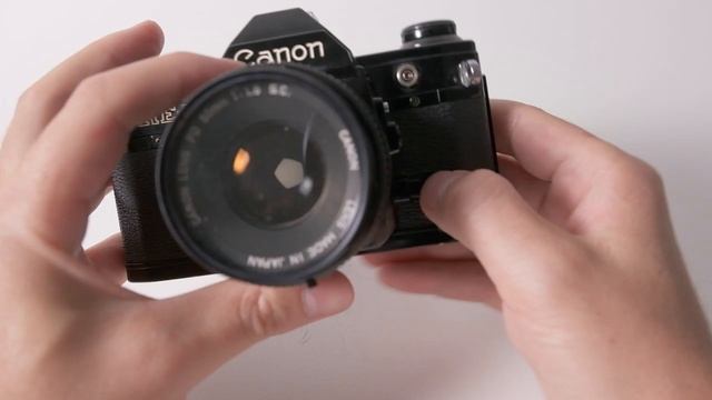 Review de la Canon AE-1 (en español) смотреть онлайн