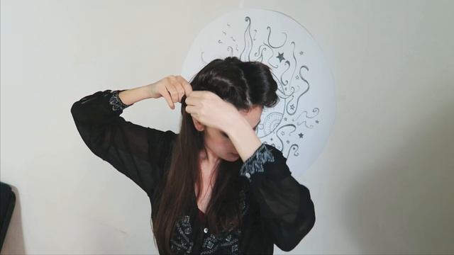 Кудри без плойки и бигуди / лайфхак с невидимками смотреть онлайн
