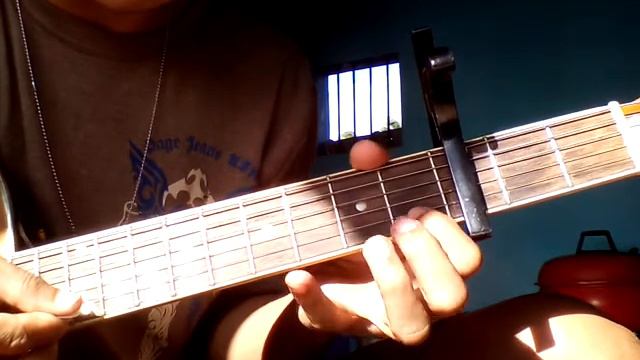 You're beautiful strumming Intro chords Tutorial смотреть онлайн